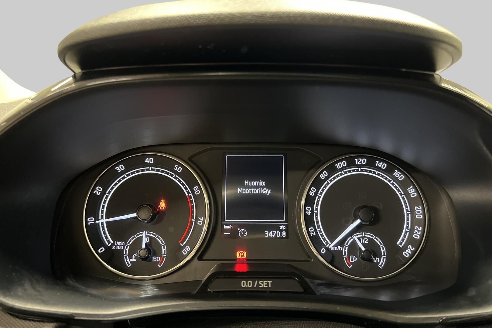 Skoda Fabia iso kuva 14