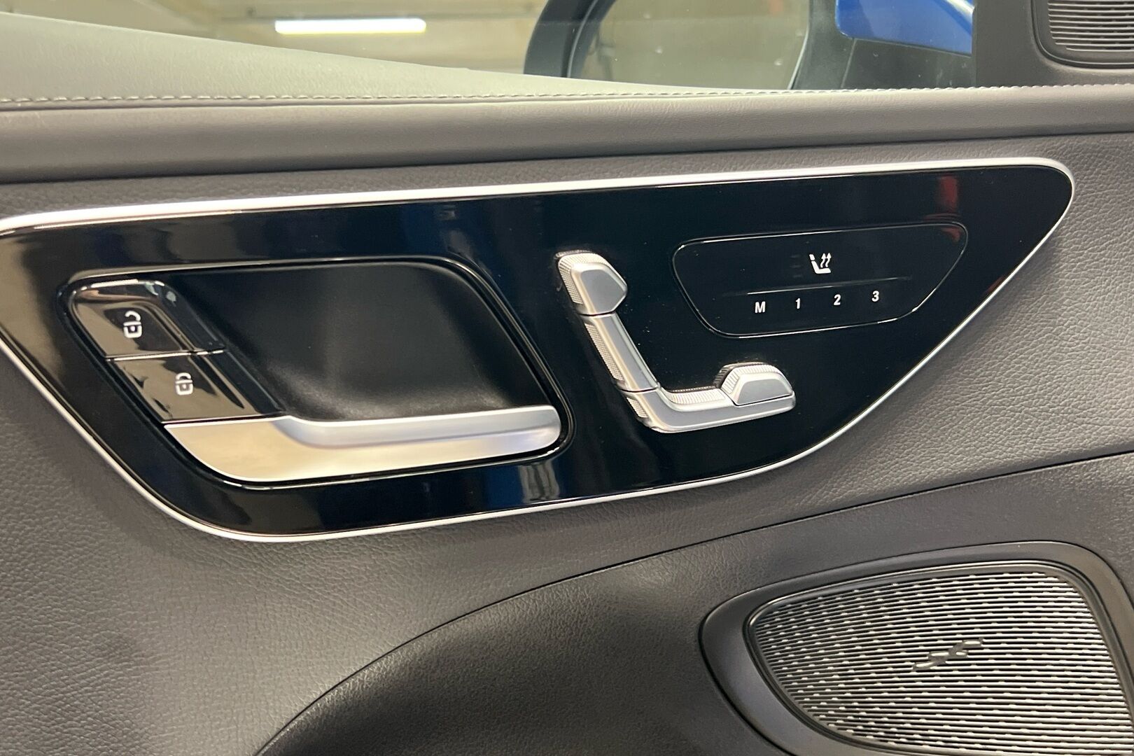 Mercedes-Benz C iso kuva 12