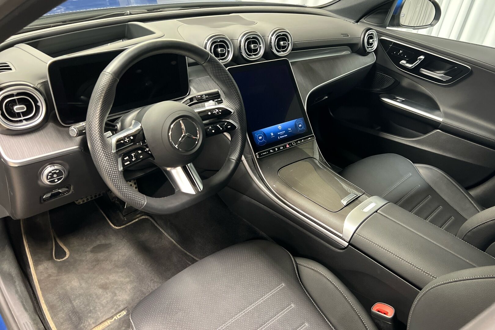Mercedes-Benz C iso kuva 6