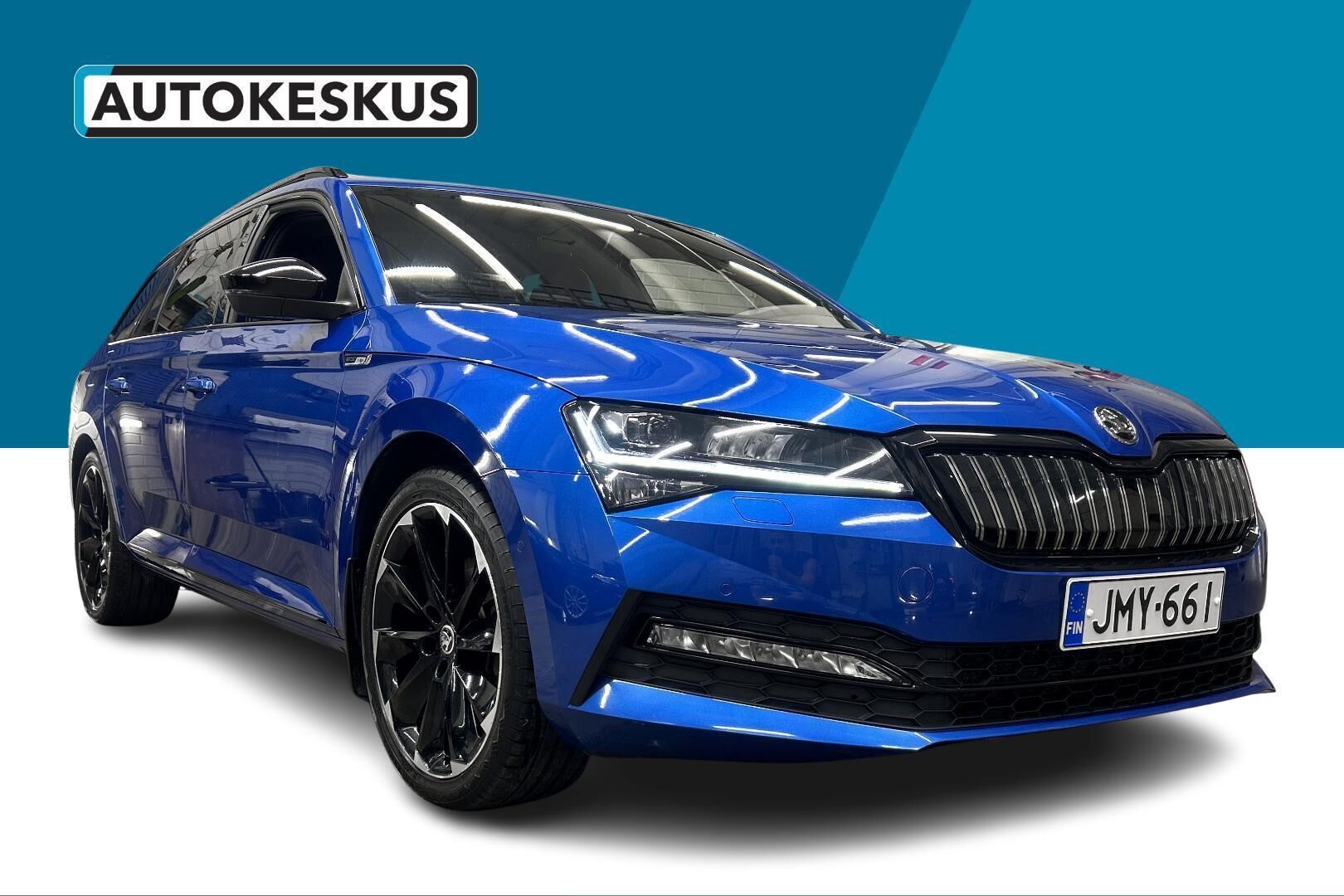 Skoda Superb iso kuva 2