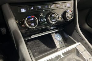 Skoda Superb esikatselu 19