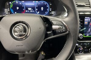 Skoda Superb esikatselu 24