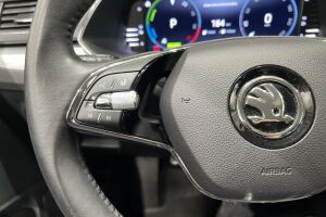 Skoda Superb esikatselu 25