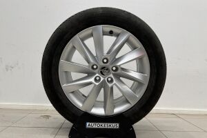 Skoda Superb esikatselu 30