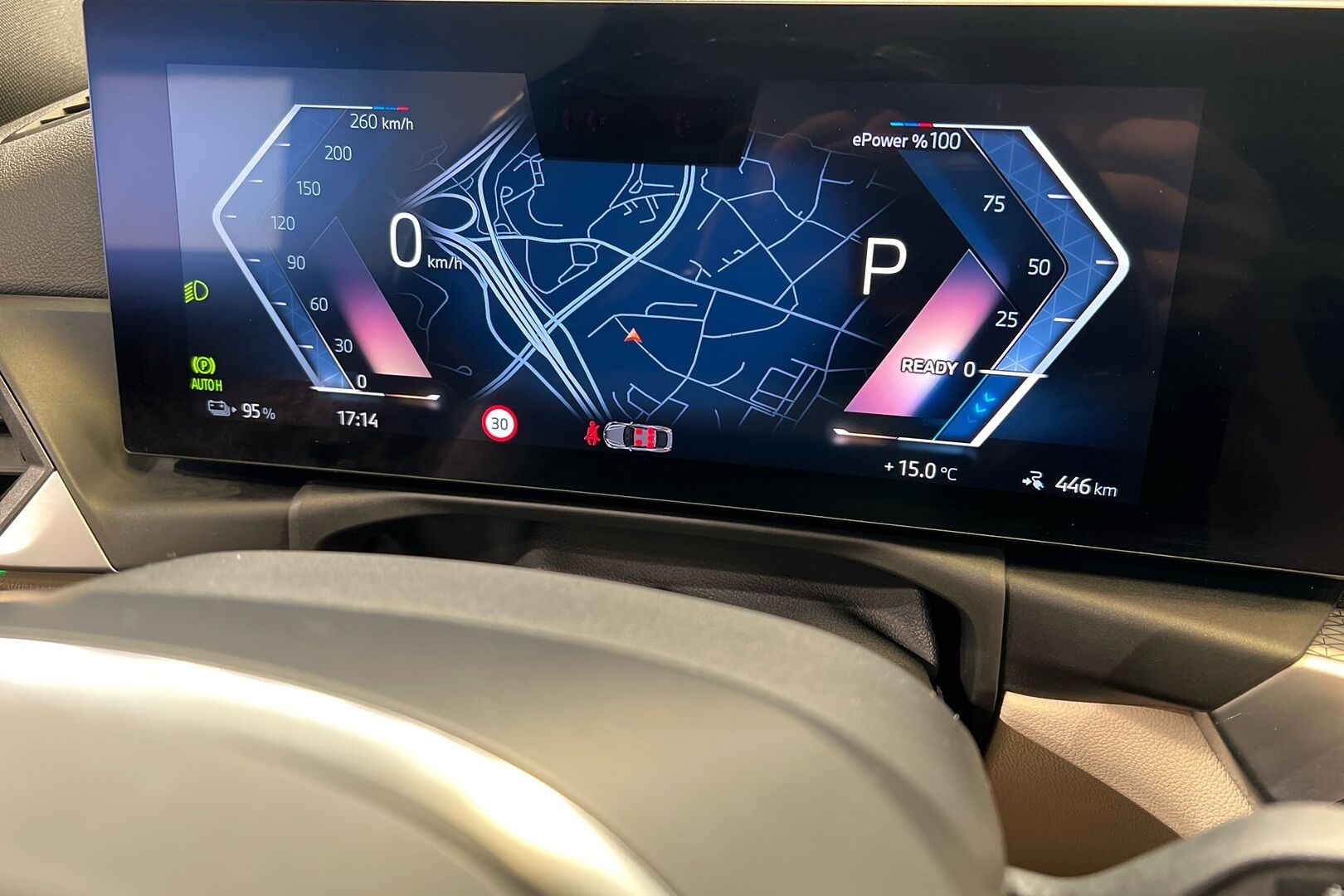 BMW I4 M50 iso kuva 14