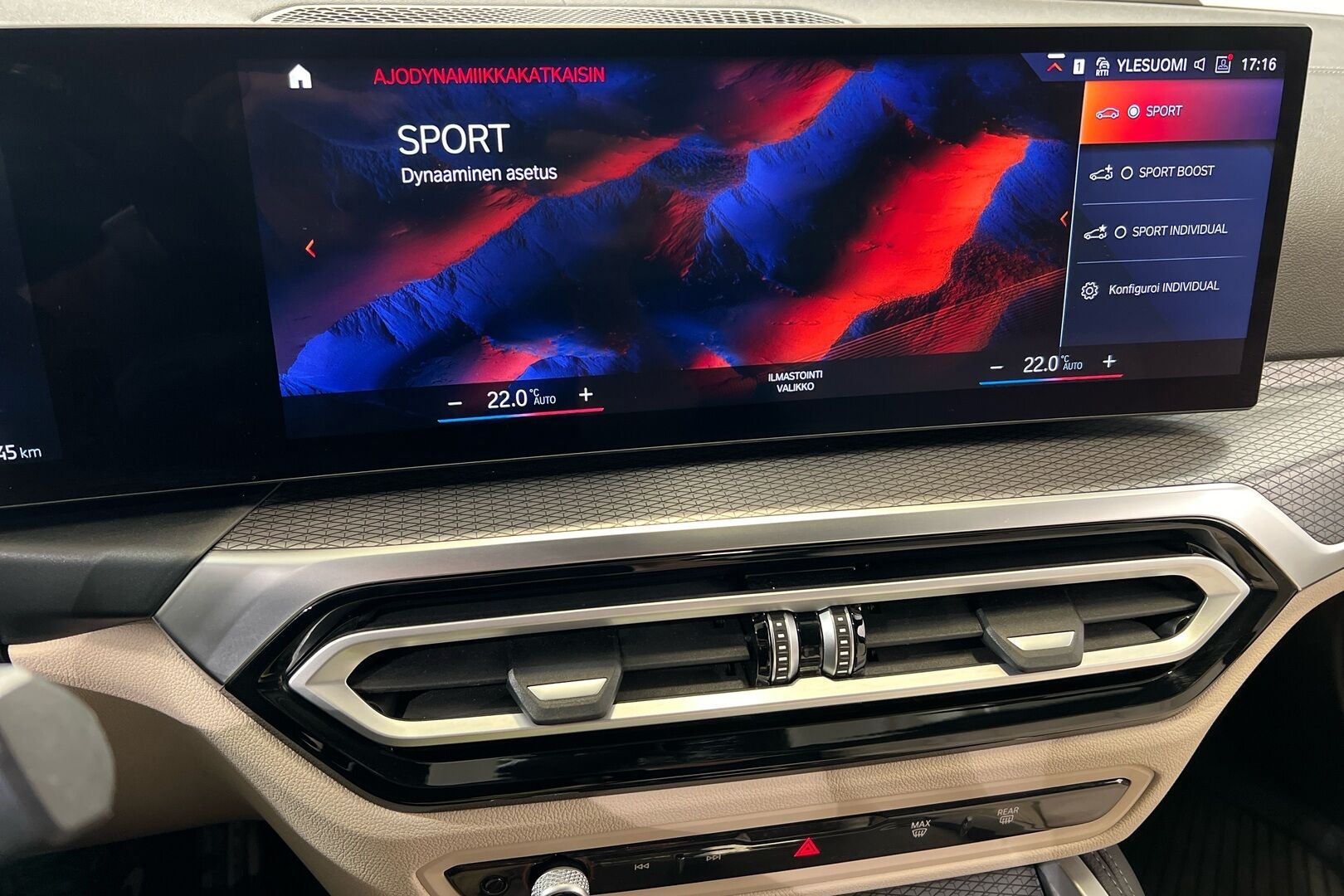 BMW I4 M50 iso kuva 20