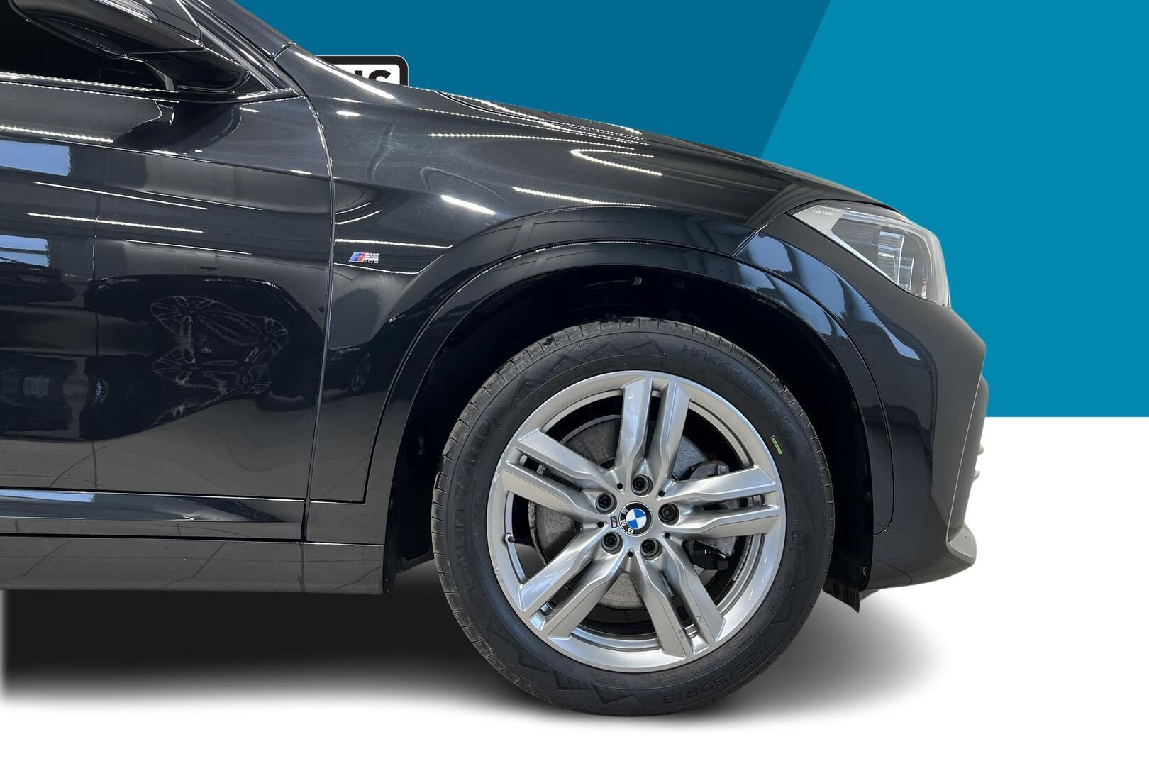 BMW X1 iso kuva 12