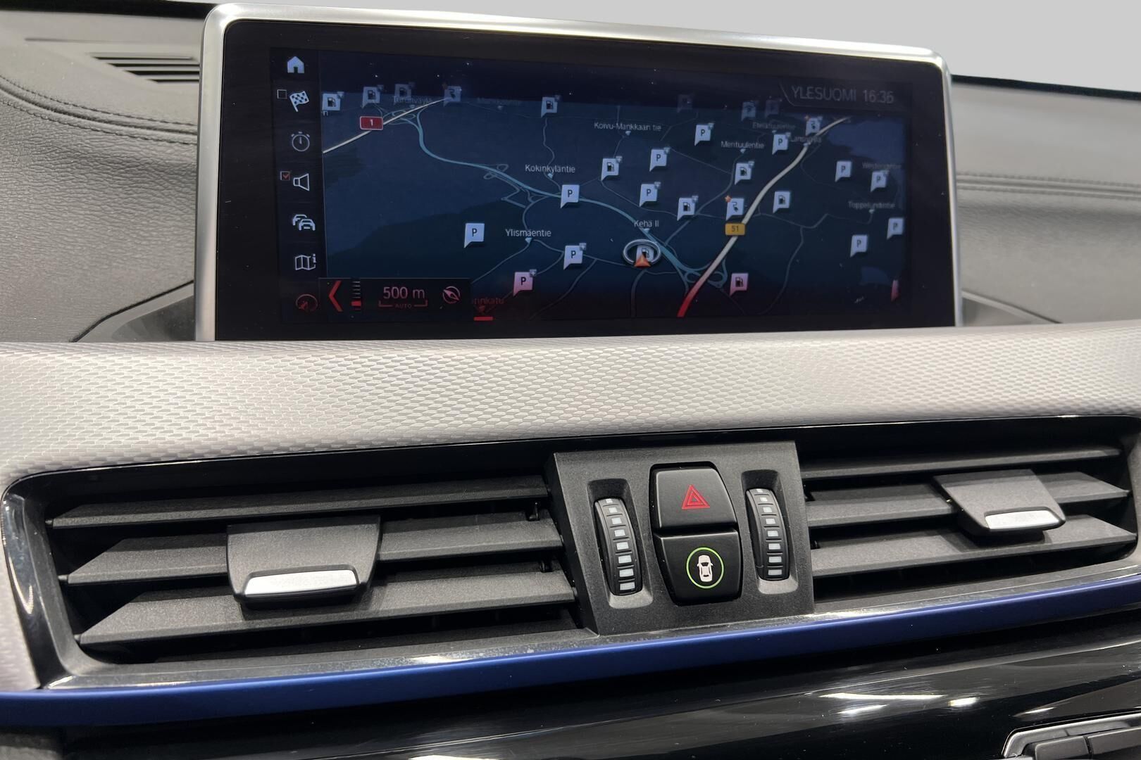 BMW X1 iso kuva 14