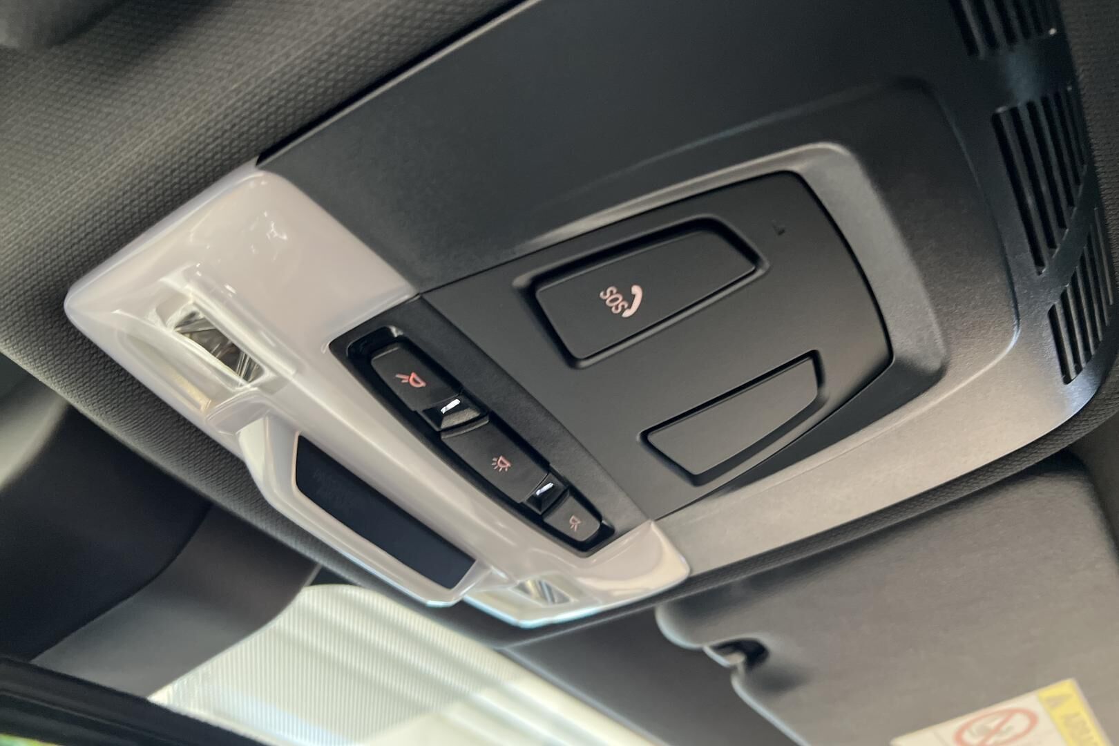 BMW X1 iso kuva 37