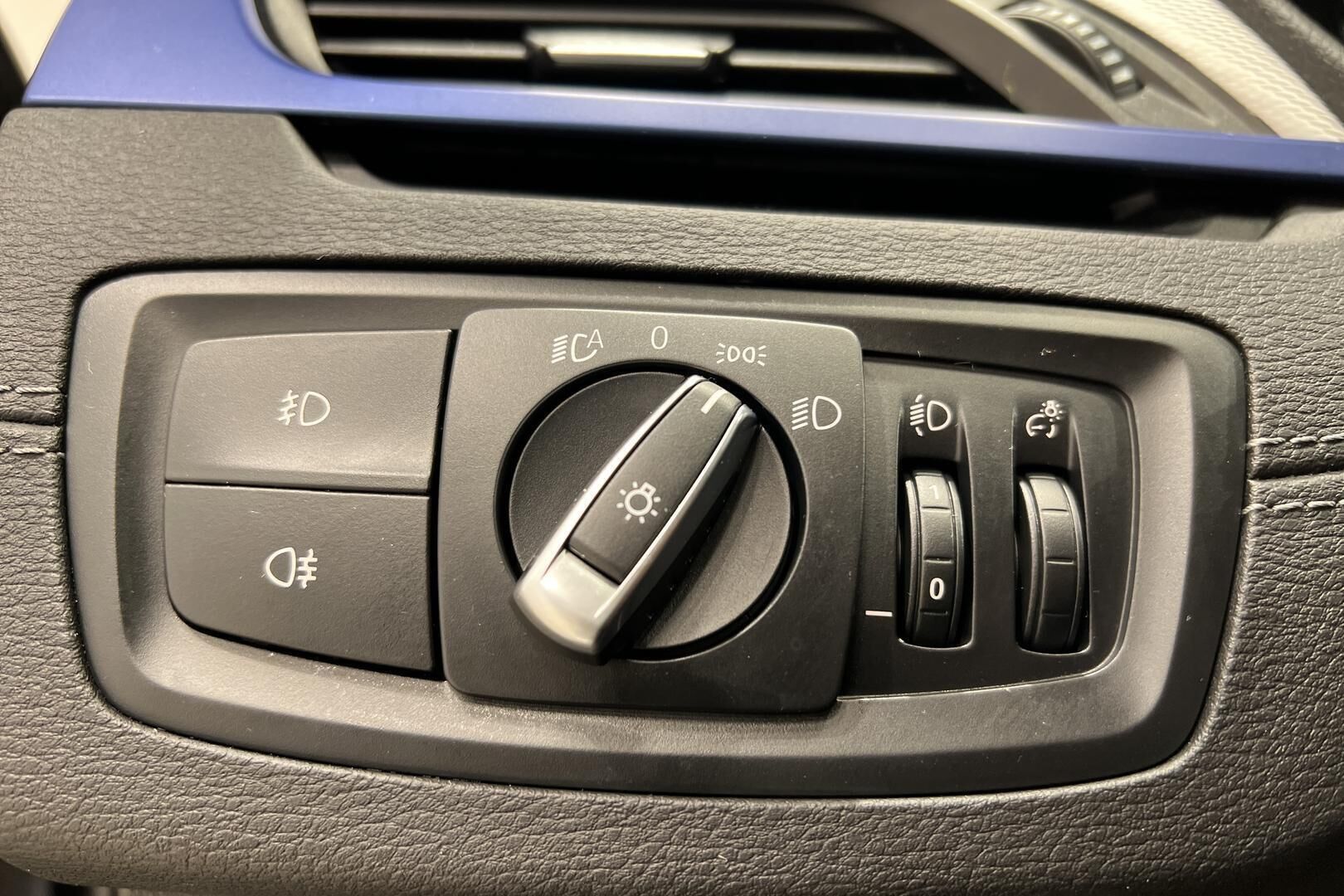 BMW X1 iso kuva 25