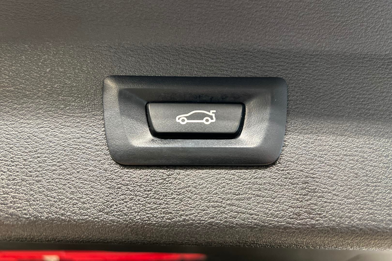 BMW X1 iso kuva 31