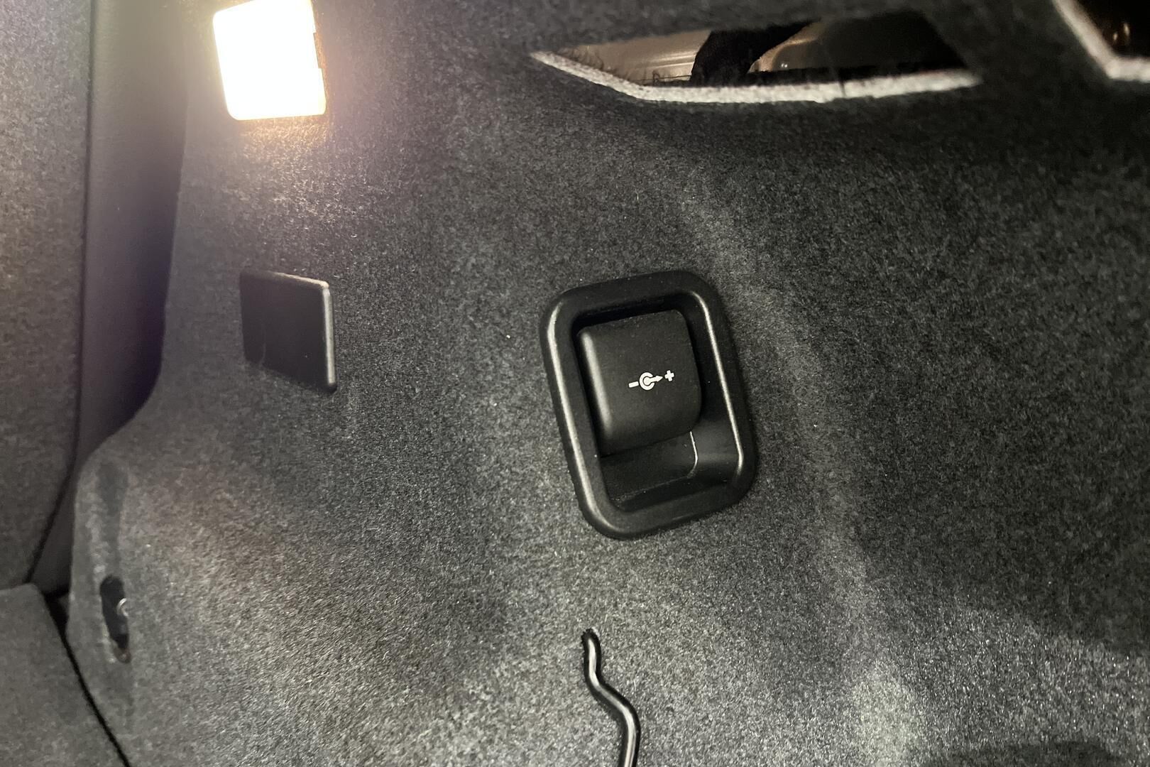 BMW X1 iso kuva 32