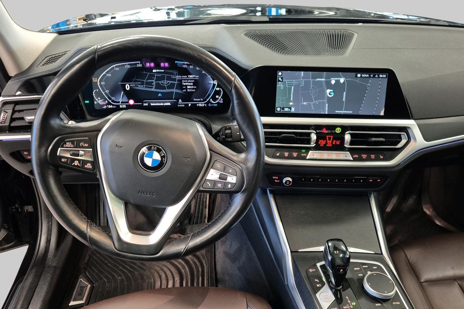 BMW 3-sarja iso kuva 11