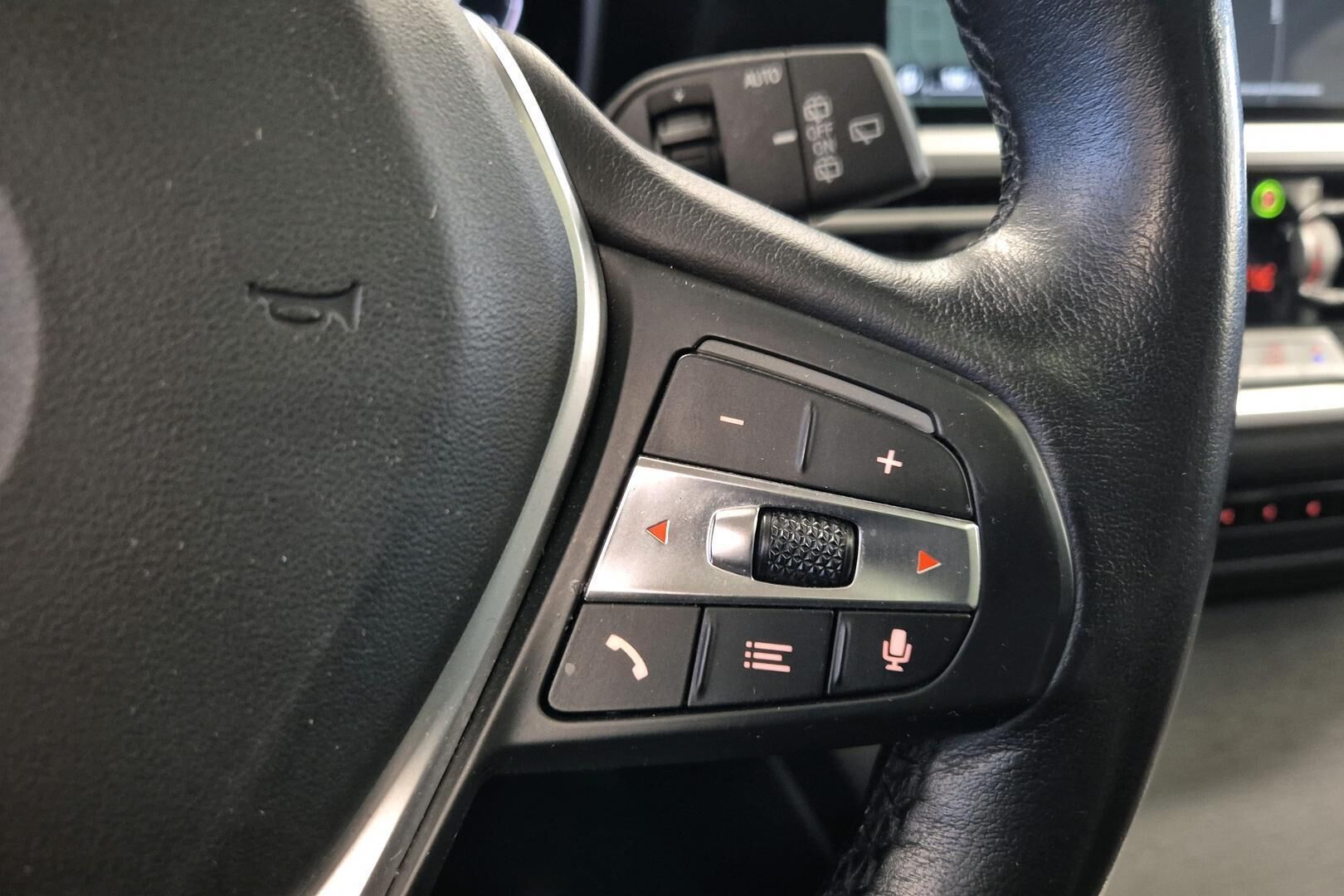 BMW 3-sarja iso kuva 18