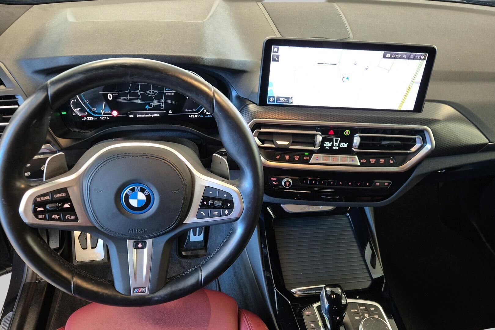BMW X3 iso kuva 10