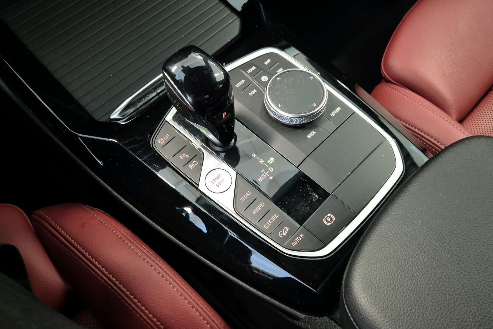 BMW X3 iso kuva 16