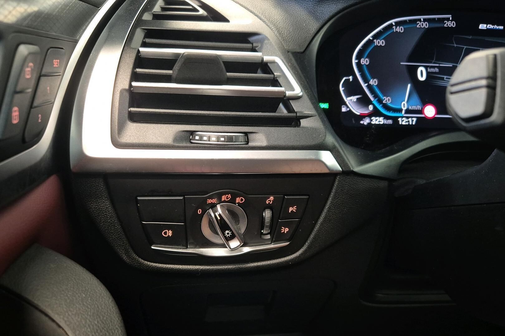 BMW X3 iso kuva 21