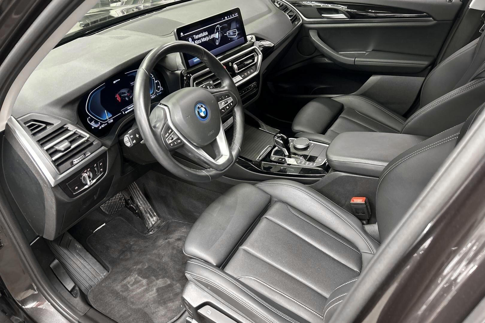 BMW X3 iso kuva 8