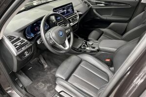 BMW X3 esikatselu 8