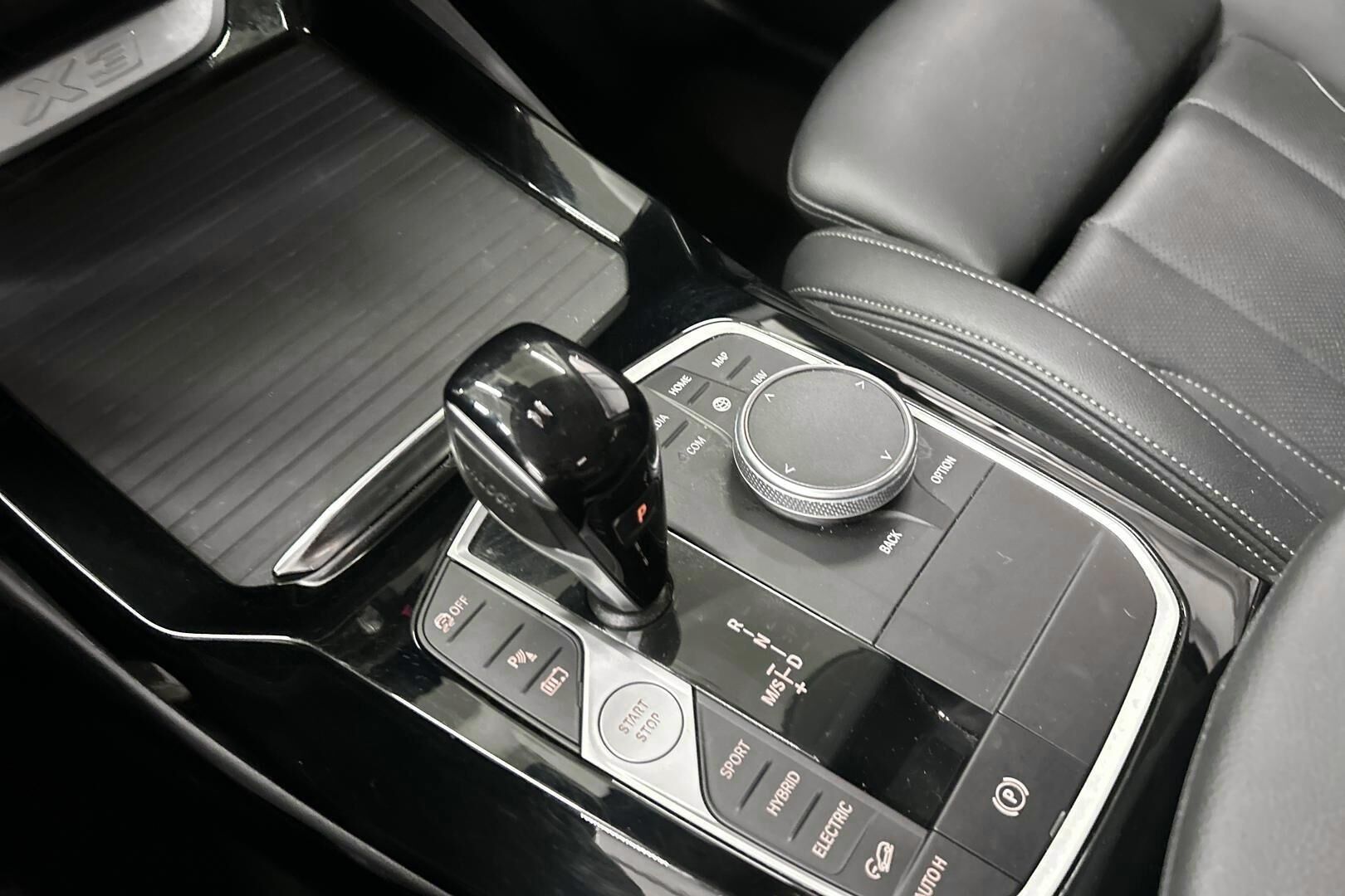 BMW X3 iso kuva 15