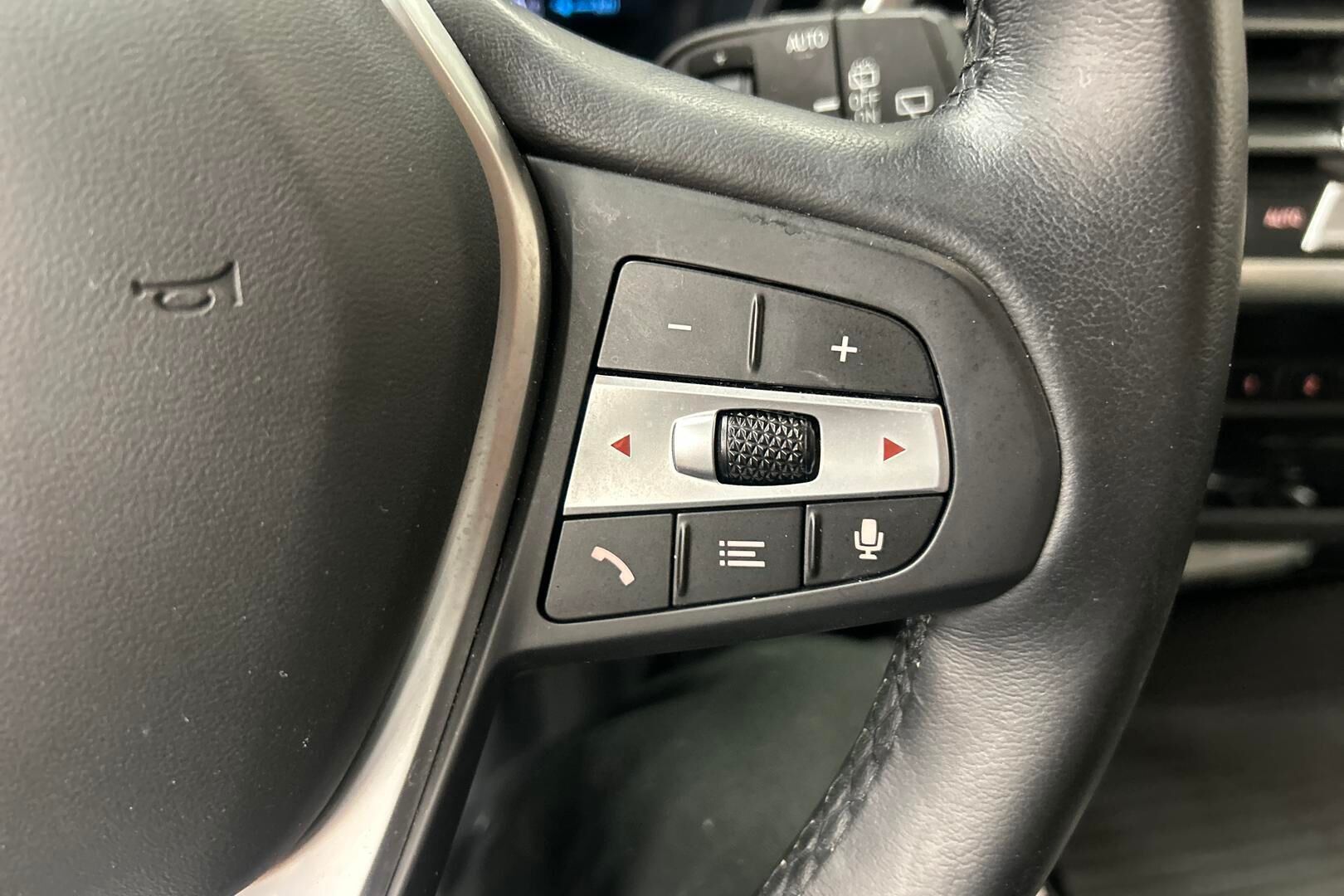 BMW X3 iso kuva 16