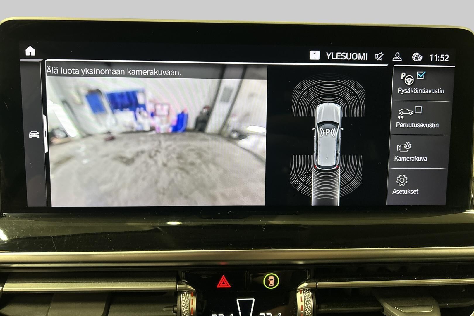 BMW X3 iso kuva 17