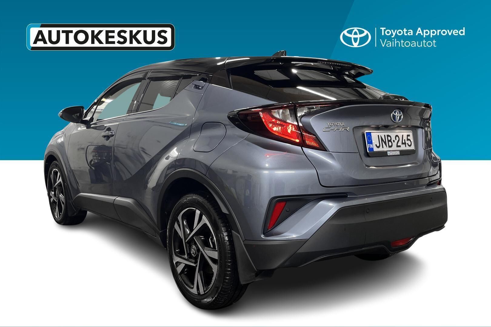 Toyota C-HR iso kuva 6