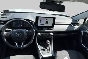 Toyota RAV4 esikatselu 1