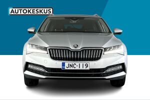 Skoda Superb esikatselu 1