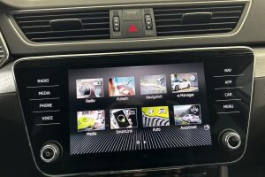 Skoda Superb esikatselu 21