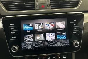 Skoda Superb esikatselu 22