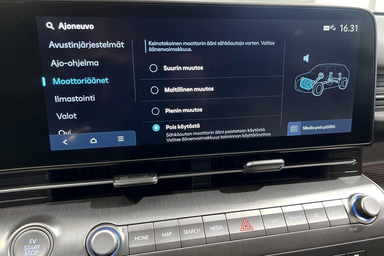 Hyundai KONA Electric iso kuva 15