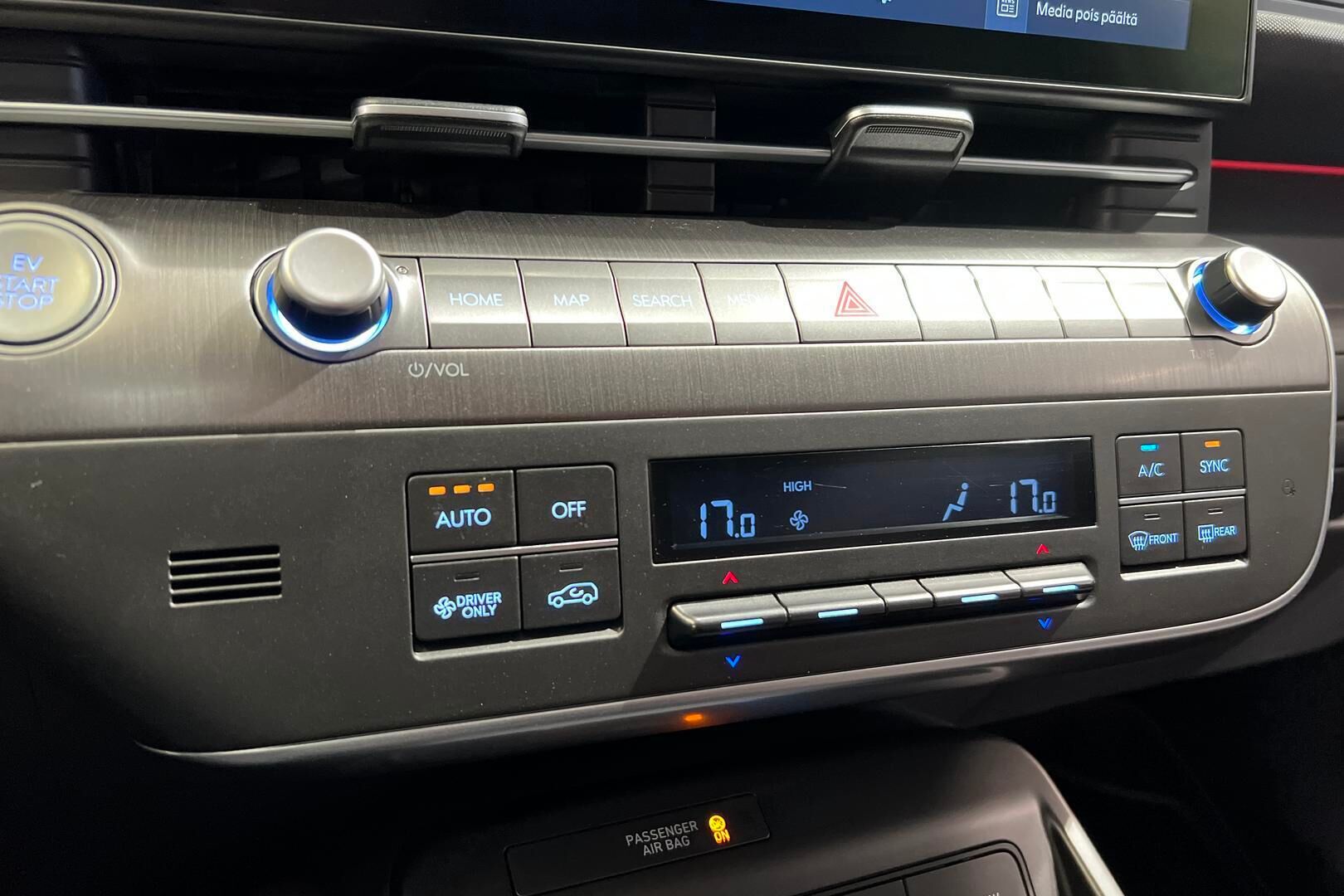 Hyundai KONA Electric iso kuva 17