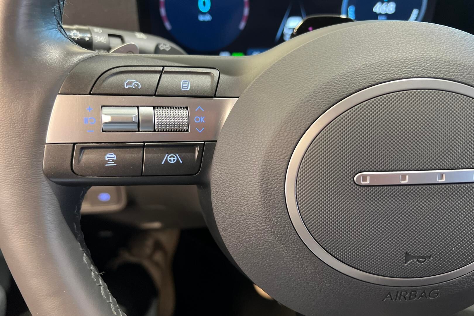 Hyundai KONA Electric iso kuva 22