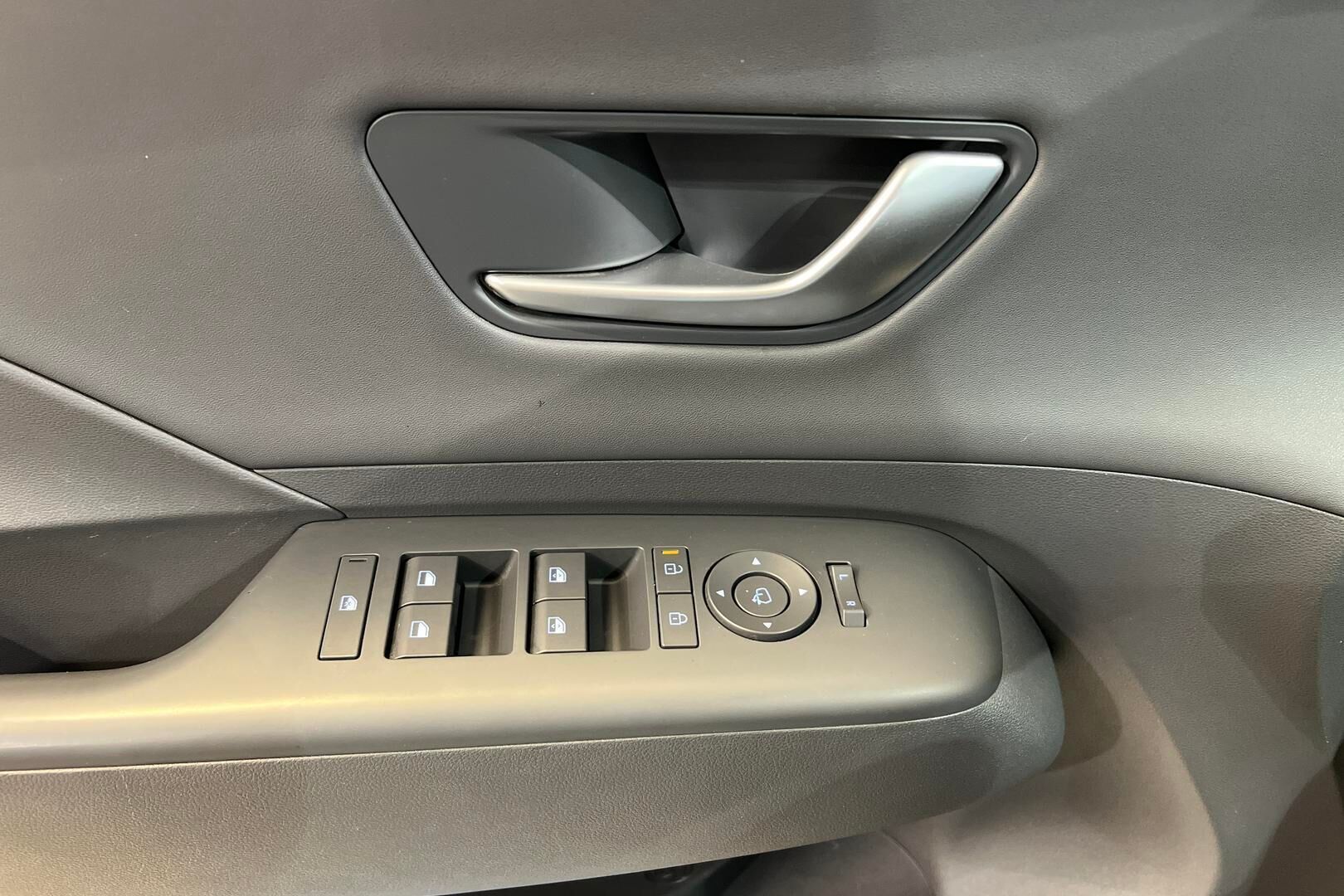 Hyundai KONA Electric iso kuva 25