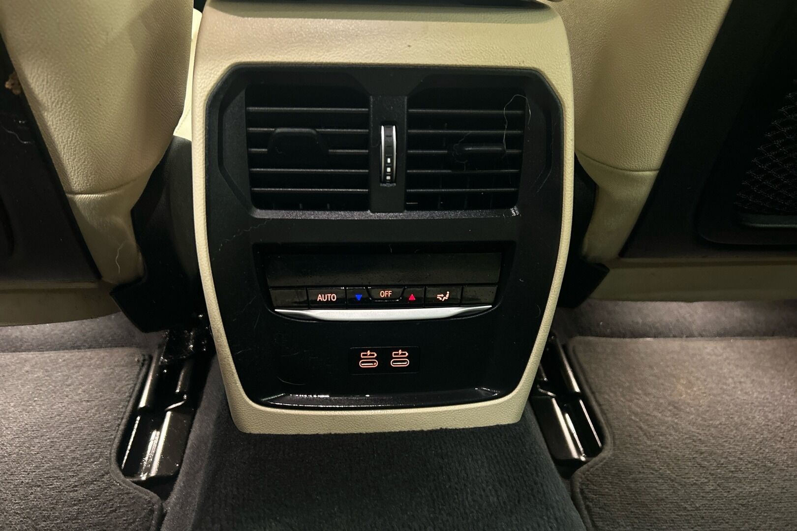 BMW I4 M50 iso kuva 4