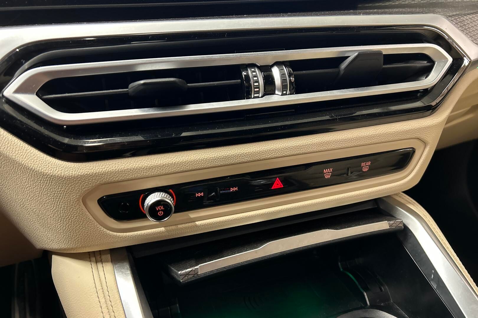 BMW I4 M50 iso kuva 16