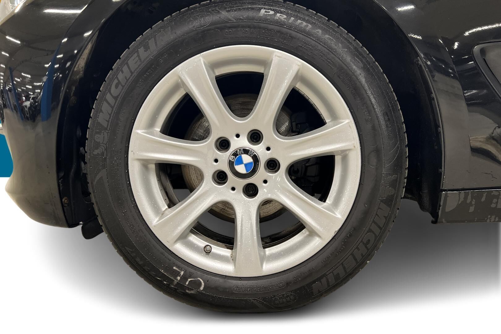 BMW 3-sarja iso kuva 13