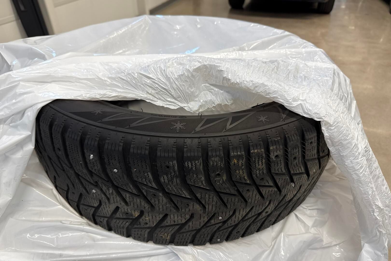 Maxus Euniq 6 iso kuva 24