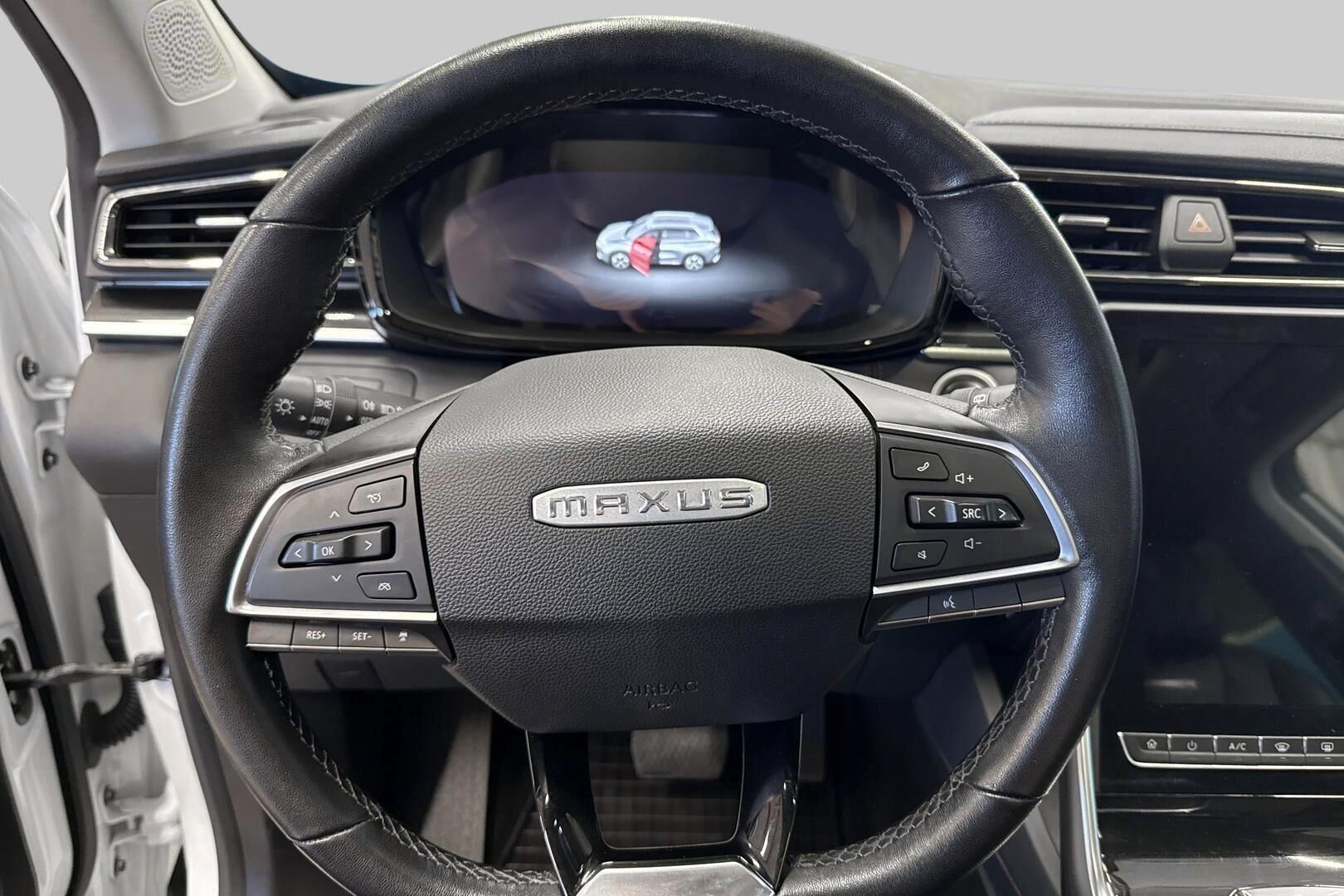 Maxus Euniq 6 iso kuva 5