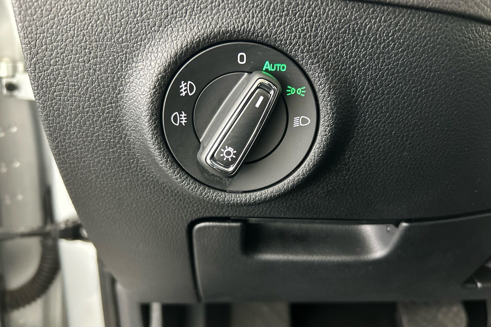 Skoda Superb iso kuva 24