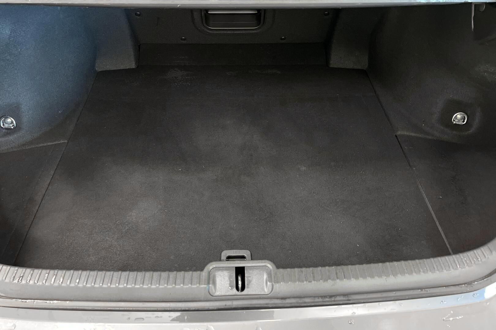 Lexus ES iso kuva 12