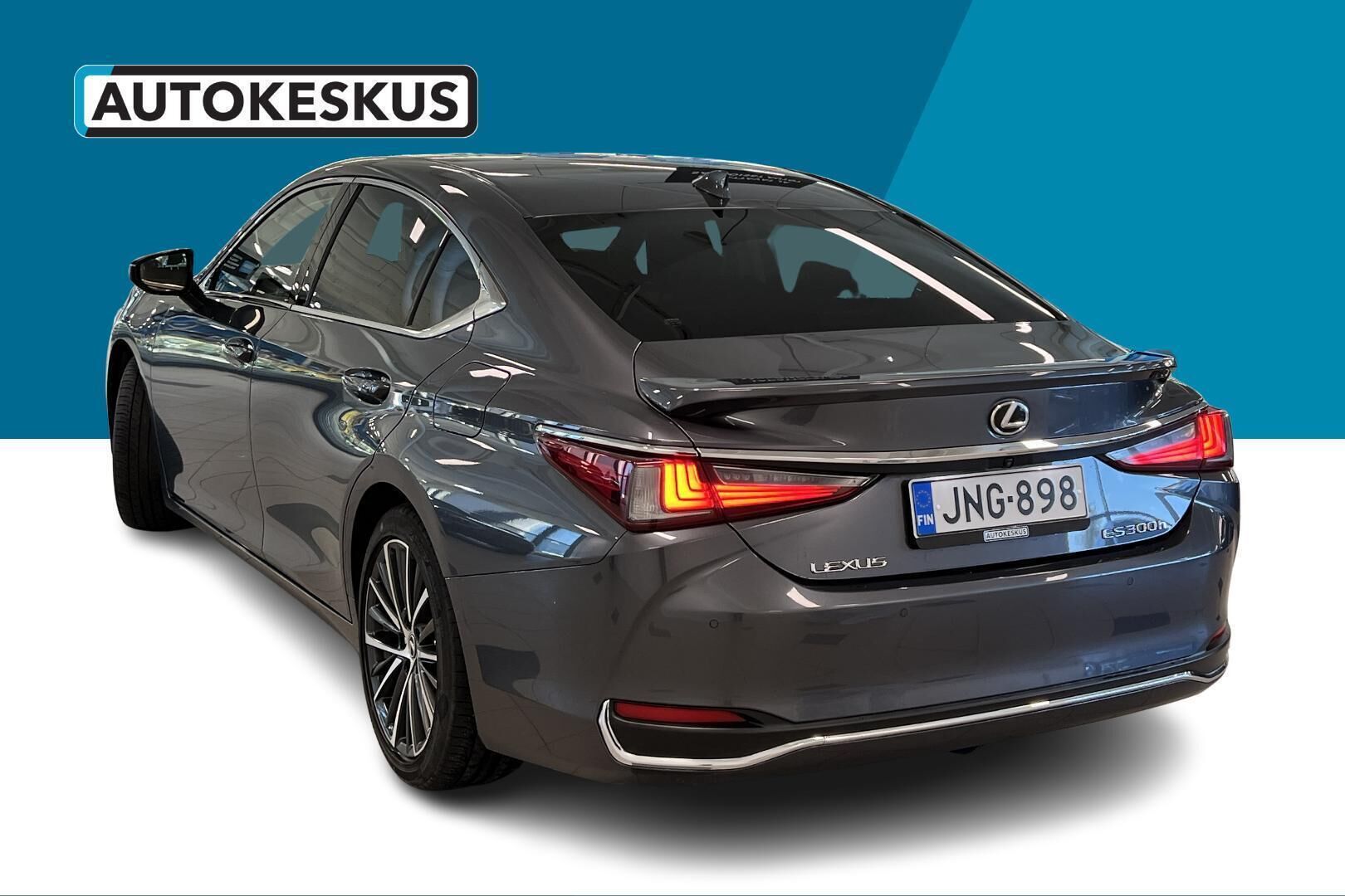 Lexus ES iso kuva 7