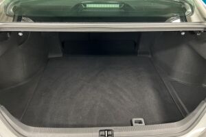 Toyota Camry esikatselu 20