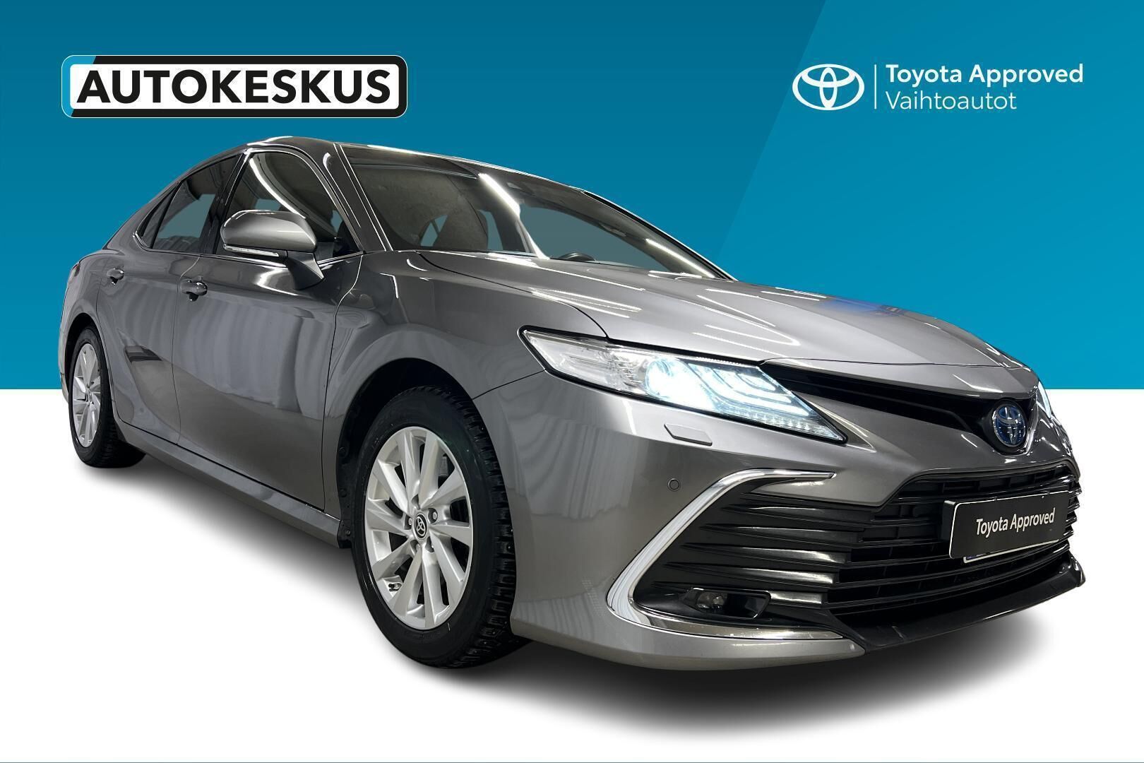 Toyota Camry iso kuva 1