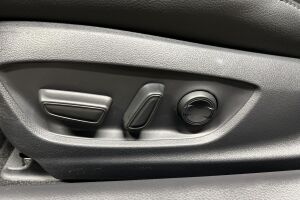 Toyota Camry esikatselu 15