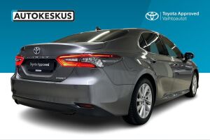 Toyota Camry esikatselu 3