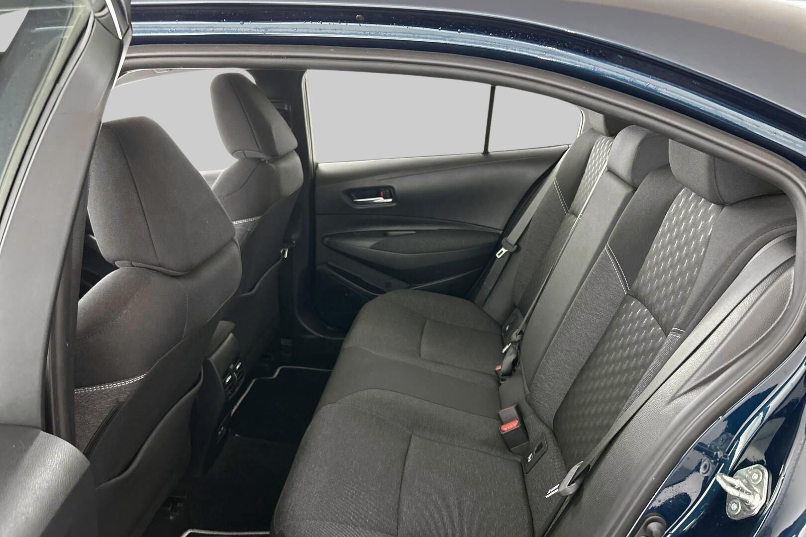 Toyota Corolla iso kuva 9