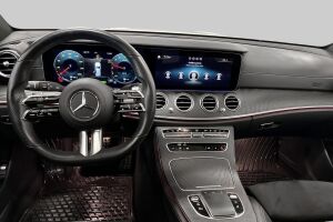 Mercedes-Benz E esikatselu 11