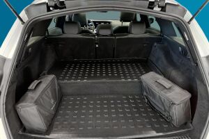 Mercedes-Benz E esikatselu 12